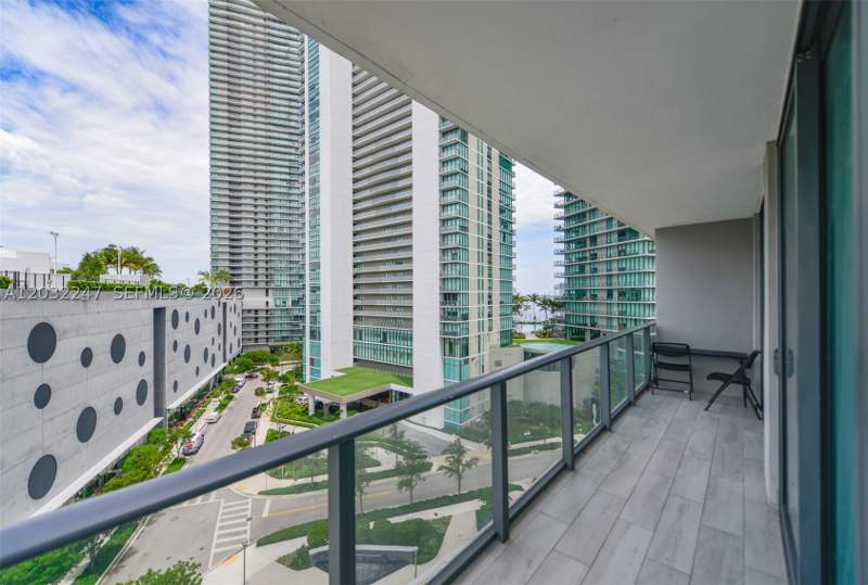 3 bedroom Condominium at 501 NE 31st St 601, Paraiso Bayviews Condo, Miami — photo 3