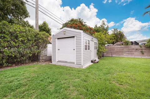 11431 SW 40th Ter, Miami FL - photo 24 of 26