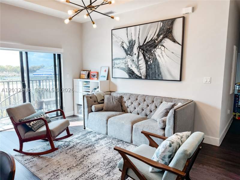 3 bedroom Condominium at 10455 NW 82nd St 32, Highland At Park Central, Doral — photo 3