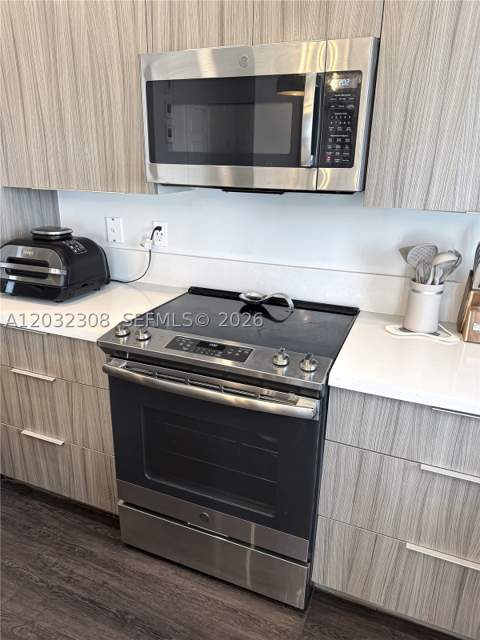 10455 NW 82nd St 32, Doral FL - photo 8 of 63