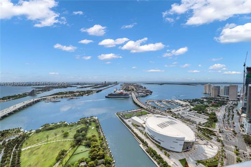 3 bedroom Condominium at 900 Biscayne Blvd PH6205, 900 BISCAYNE BAY CONDO, Miami — photo 2