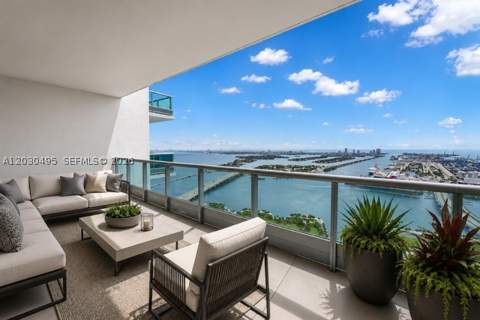 900 Biscayne Blvd PH6205, Miami FL - photo 23 of 53