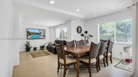 8532 SW 211th Ter, Cutler Bay FL - photo 21 of 44