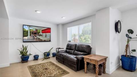 8532 SW 211th Ter, Cutler Bay FL - photo 23 of 44