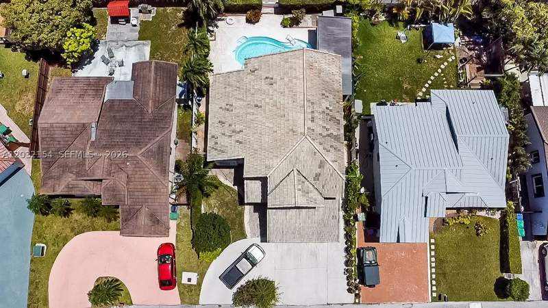 4 bedroom SingleFamilyResidence at 8532 SW 211th Ter, Centennial Sec 1, Cutler Bay — photo 3