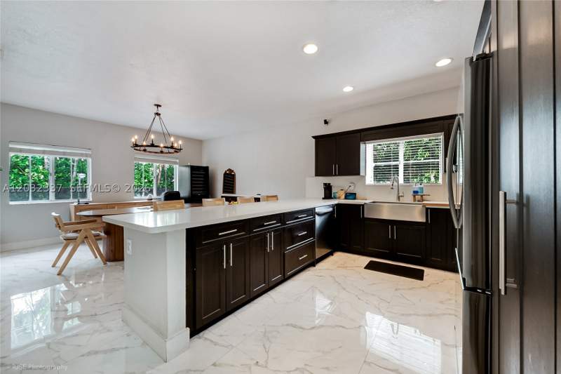 3 bedroom SingleFamilyResidence at 4147 NE 30th St, Mirens Place, Homestead — photo 3