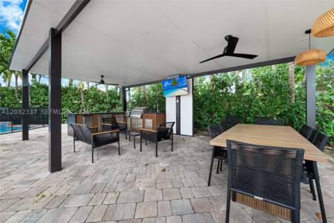 4147 NE 30th St, Homestead FL - photo 8 of 23