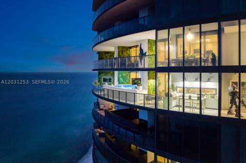 18555 Collins Ave 4405, Sunny Isles Beach FL - photo 10 of 93