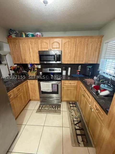 6081 W 24th Ave 102, Hialeah FL - photo 6 of 15