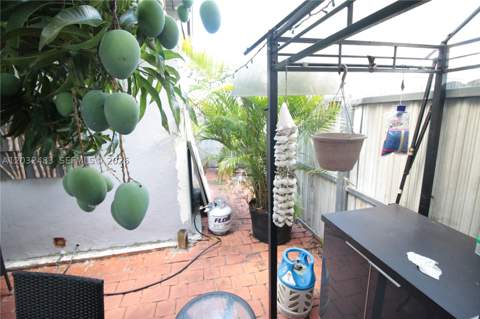 359 E 12th St, Hialeah FL - photo 20 of 63