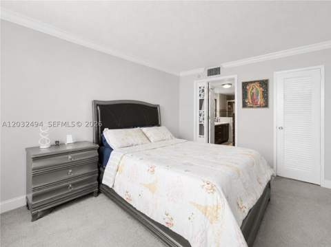 5701 Collins Ave 1711, Miami Beach FL - photo 12 of 14