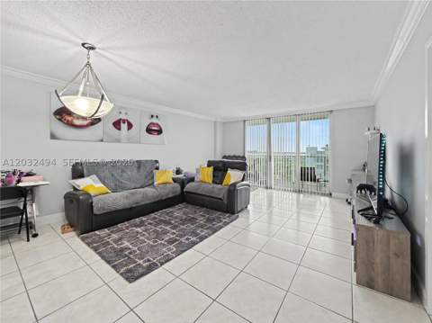 5701 Collins Ave 1711, Miami Beach FL - photo 7 of 14