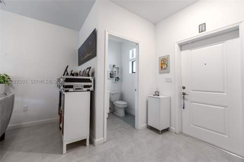 561 NW 204th St, Miami Gardens FL - photo 9 of 46