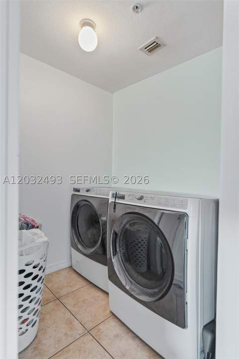 4242 NW 2nd St 1001, Miami FL - photo 10 of 28