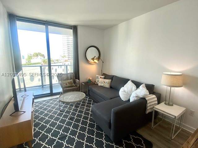 1 bedroom Condominium at 501 NE 31st St 802, Paraiso Bayviews Condo, Miami — photo 4