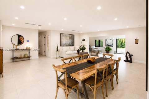 8700 SW 175th St, Palmetto Bay FL - photo 12 of 41