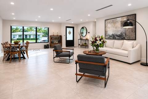 8700 SW 175th St, Palmetto Bay FL - photo 7 of 41