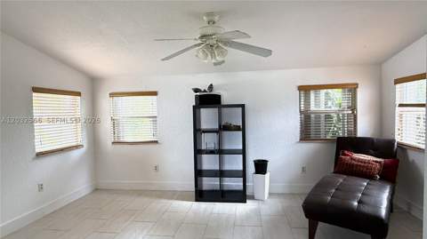 1245 NE 203rd St, Miami FL - photo 13 of 39