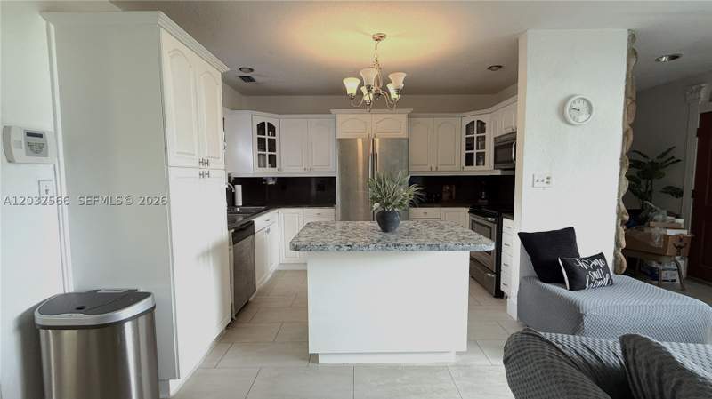 4 bedroom SingleFamilyResidence at 1245 NE 203rd St, Mansionette Homes Sec 2, Miami — photo 5