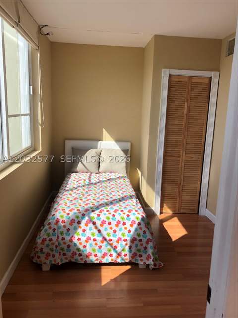 5005 Collins Ave 1202, Miami Beach FL - photo 10 of 27