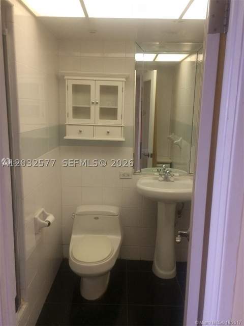 5005 Collins Ave 1202, Miami Beach FL - photo 19 of 27