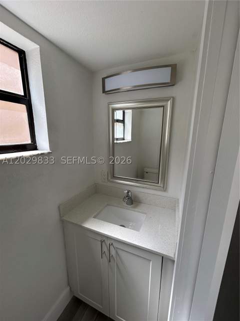 5960 W 25th Ct 102, Hialeah FL - photo 10 of 20