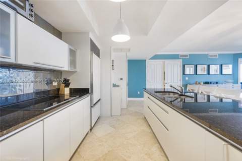 17201 Collins Ave 1203, Sunny Isles Beach FL - photo 8 of 43