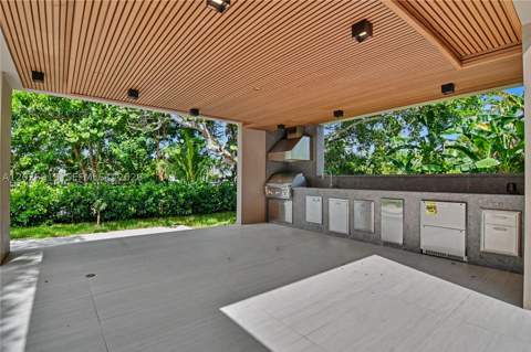 11920 SW 69th Ct, Pinecrest FL - photo 13 of 47
