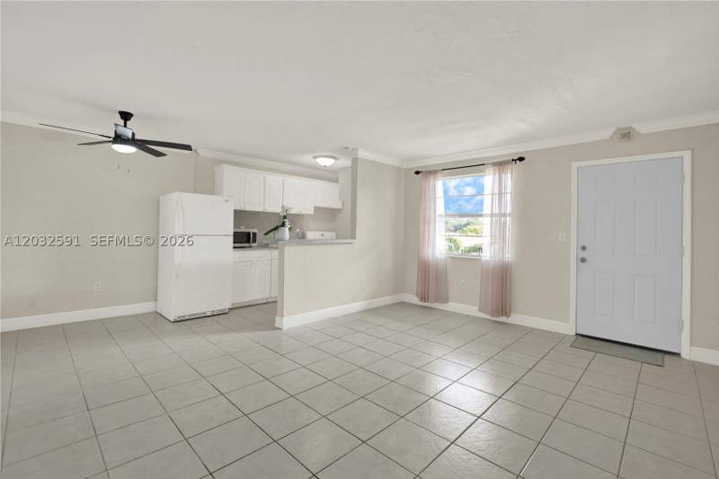 1 bedroom Condominium at 3855 SW 79th Ave 45, Tropical Park Condo, Miami — photo 2