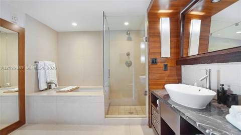 6801 Collins Ave 315, Miami Beach FL - photo 22 of 65