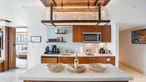 6801 Collins Ave 315, Miami Beach FL - photo 8 of 65