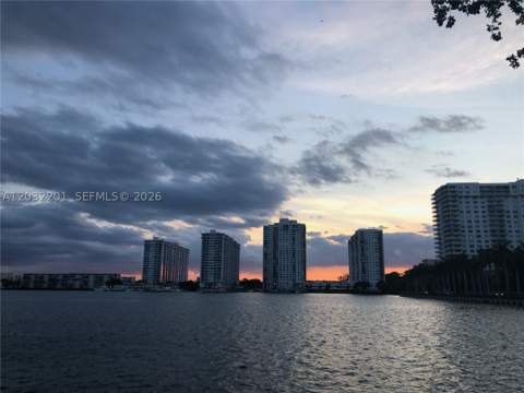 18181 NE 31st Ct 1710, Aventura FL - photo 11 of 53