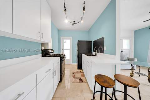 260 Ocean Dr 12A, Miami Beach FL - photo 11 of 38