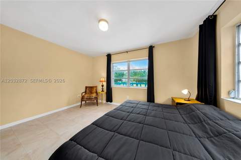 260 Ocean Dr 12A, Miami Beach FL - photo 13 of 38