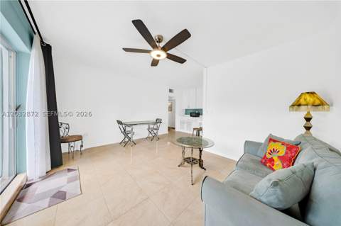 260 Ocean Dr 12A, Miami Beach FL - photo 6 of 38