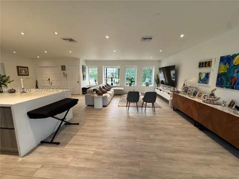 13305 Biscayne Island Ter, North Miami FL - photo 7 of 49