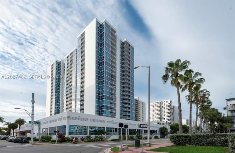 1 bedroom Condominium at 2655 Collins Ave 603, Mirasol Ocean Towers Cond, Miami Beach — photo 3
