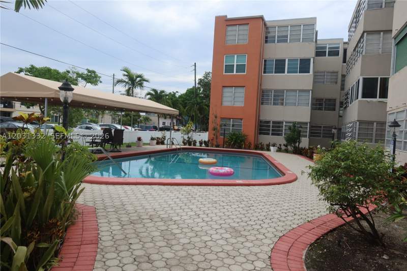 1 bedroom Condominium at 1850 NE 169th St 312, Chancellor Hall Condo, North Miami Beach — photo 5