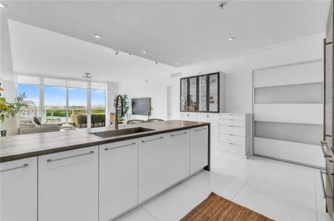 400 Sunny Isles Blvd 1917 |Two Stories, Sunny Isles Beach FL - photo 14 of 50