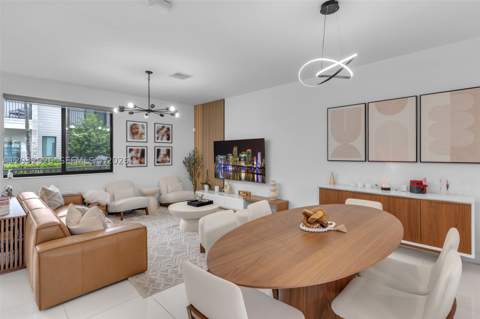 4963 NW 83rd Path 4963, Doral FL - photo 10 of 43