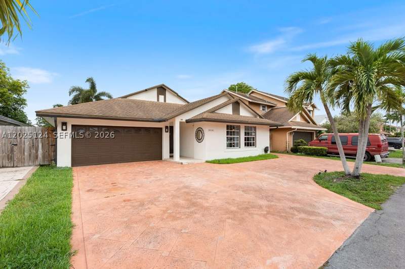 3 bedroom SingleFamilyResidence at 19080 NW 77th Ct, Country Lake Park 1st Add, Hialeah — photo 2