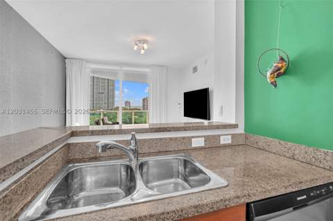 1723 SW 2nd Ave 1001, Miami FL - photo 11 of 28