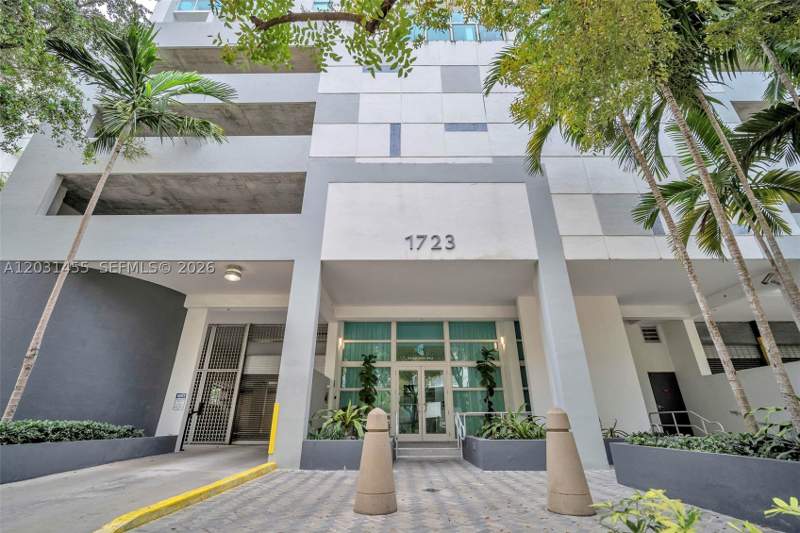 2 bedroom Condominium at 1723 SW 2nd Ave 1001, Brickell View West Condo, Miami — photo 2