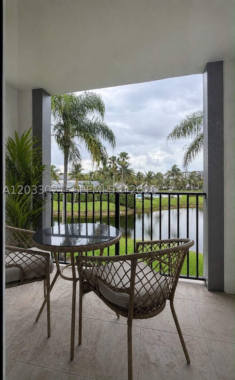 2 bedroom Condominium at 4540 NW 107th Ave 206-11, Enclave At Doral Condo No, Doral — photo 2