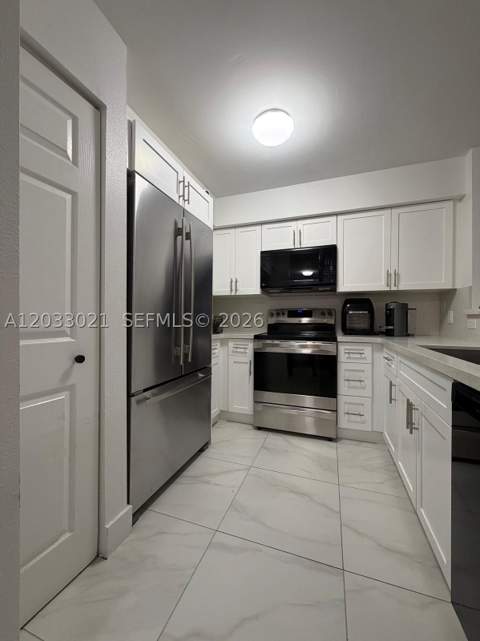 4540 NW 107th Ave 206-11, Doral FL - photo 8 of 17