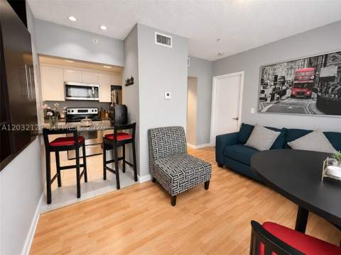 7326 Collins Ave 203, Miami Beach FL - photo 9 of 14