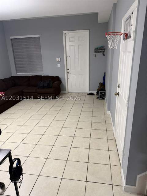 901 NE 42nd Ave, Homestead FL - photo 12 of 44