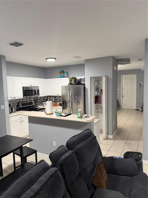 901 NE 42nd Ave, Homestead FL - photo 9 of 44