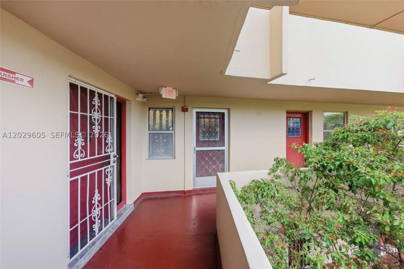 2 bedroom Condominium at 1501 NE 191st St C217, Rolling Green Condo C, Miami — photo 4