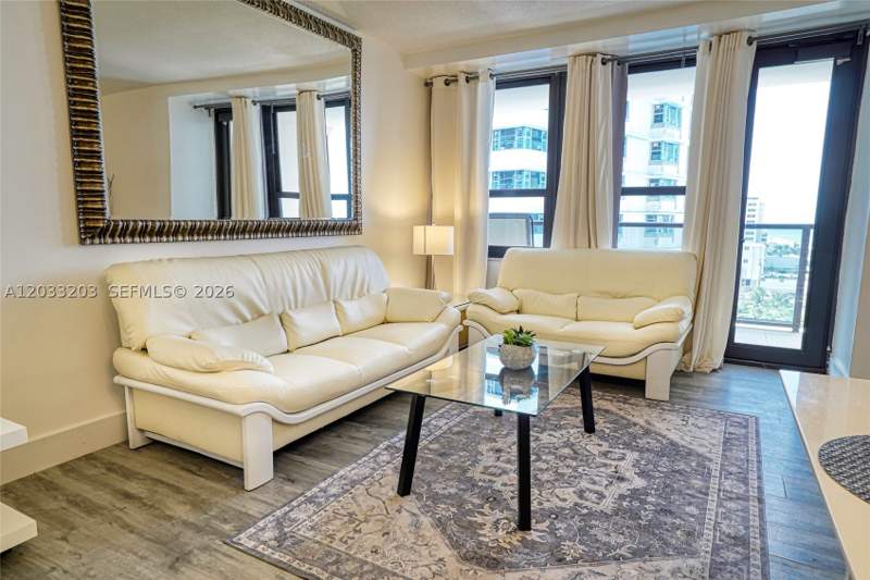 1 bedroom Condominium at 5225 Collins Ave 1204, The Alexander Condo, Miami Beach — photo 2